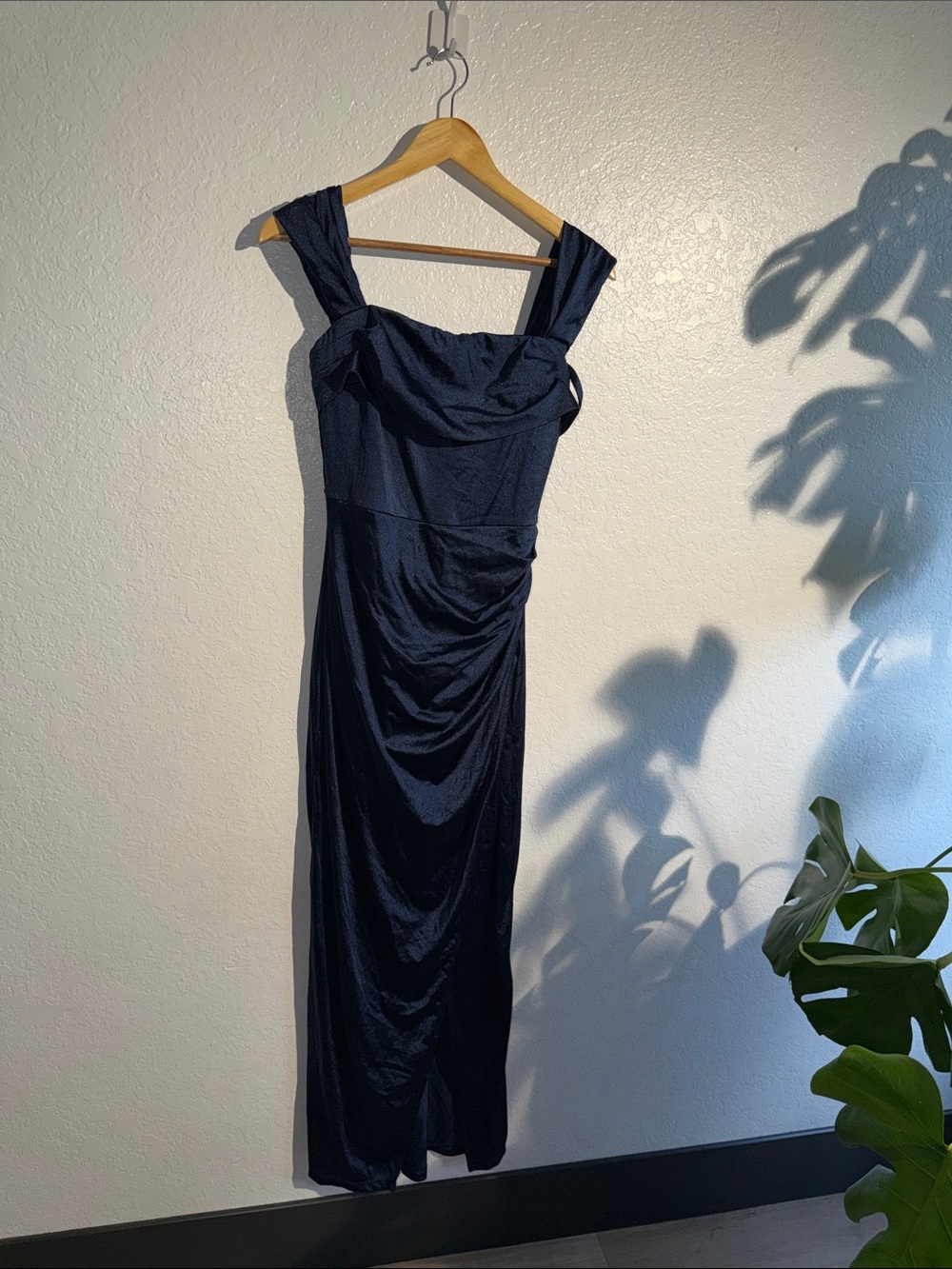 Shapewear Off Shoulder Shine Ruched Sculpting Maxi Dress blue - Picture 7 of 9